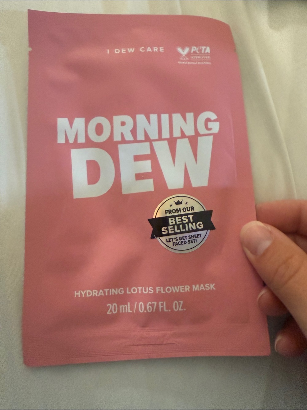 💙 4/$20 I Dew Care Morning Dew Hydrating
Lotus Flower Mask